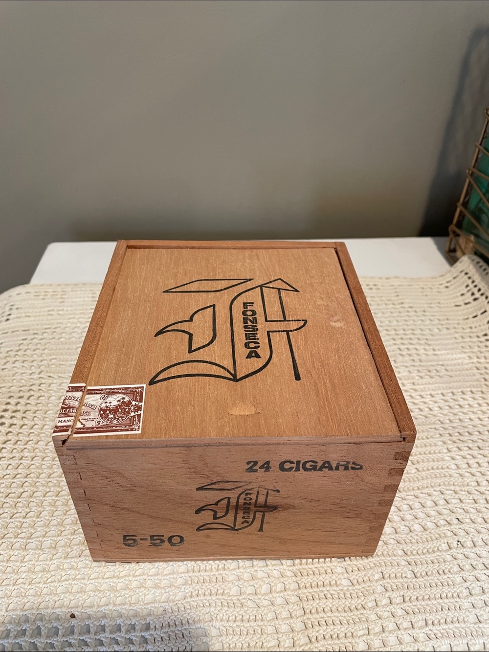 Fonseca Wooden Cigar Box - Natural Wood